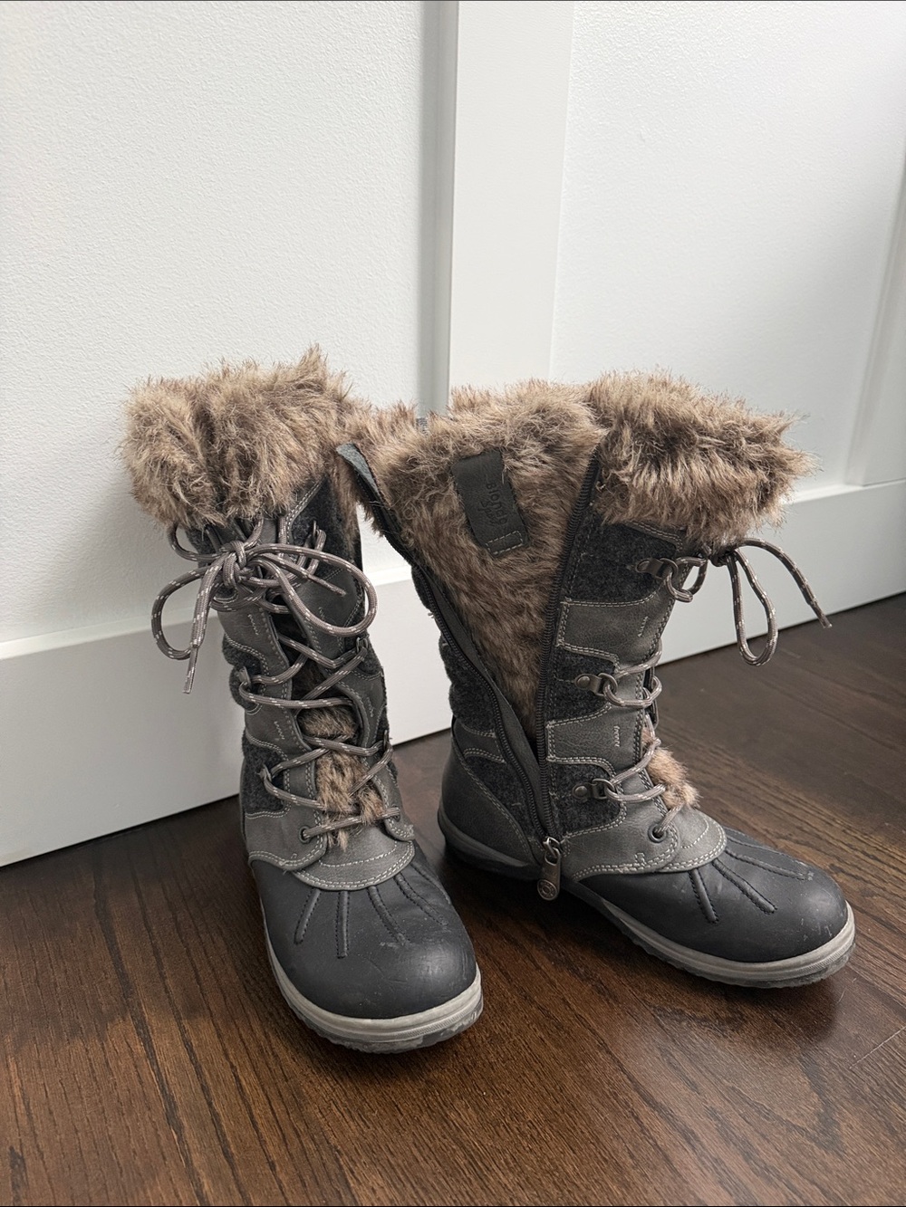 Women’s Insulated Faux-Fur Winter Boots - Gray SHIPS FREE!